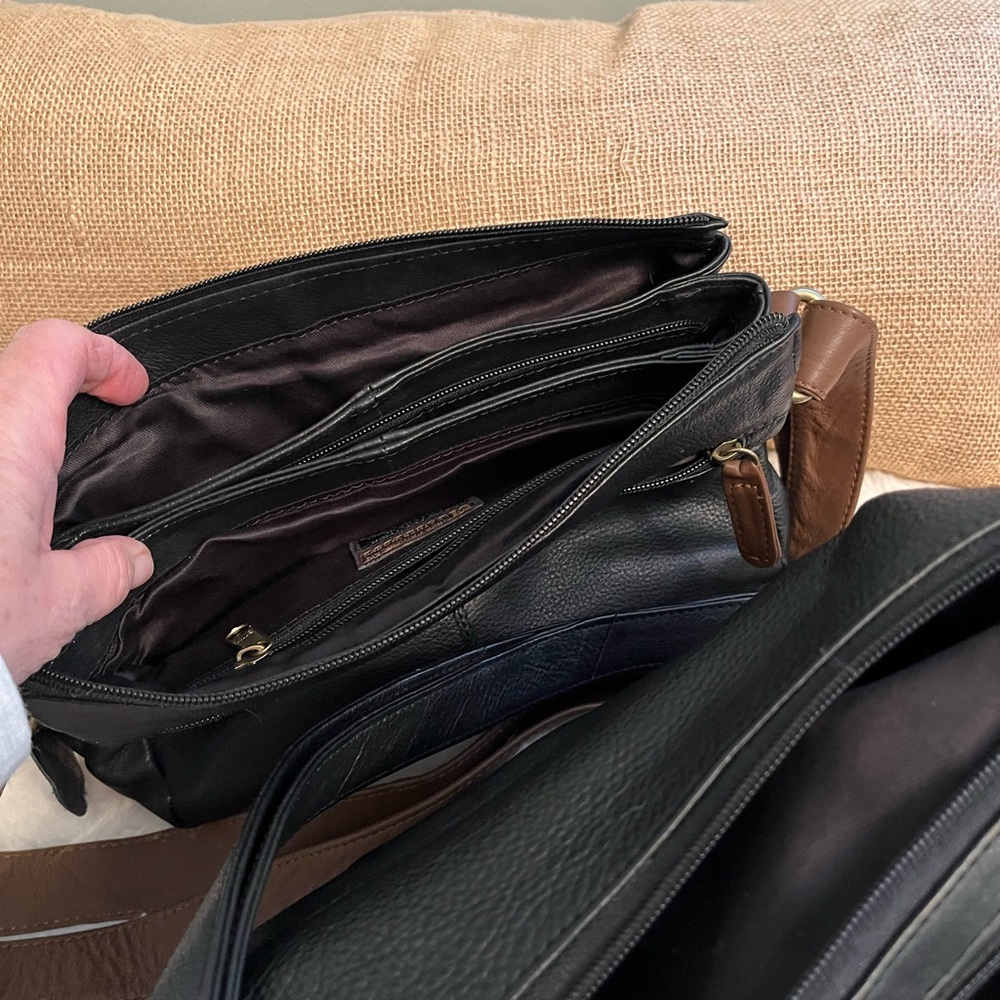 Two Leather Purses - image 6